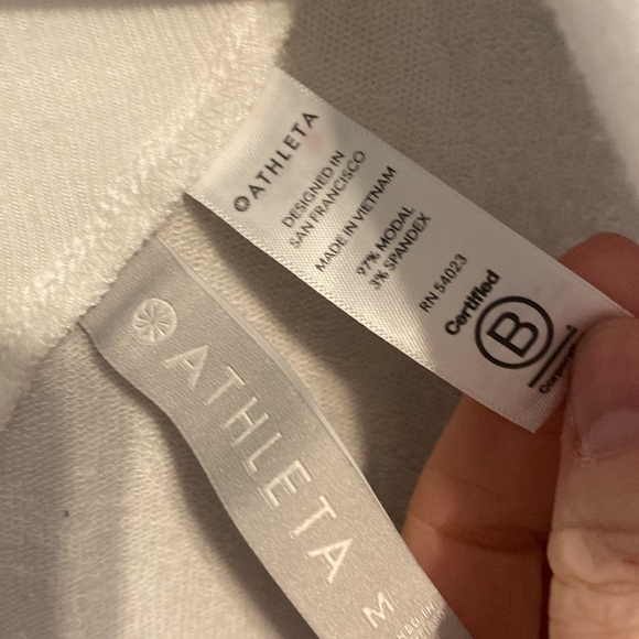 Athleta Never worn bright white - Picture 3 of 3